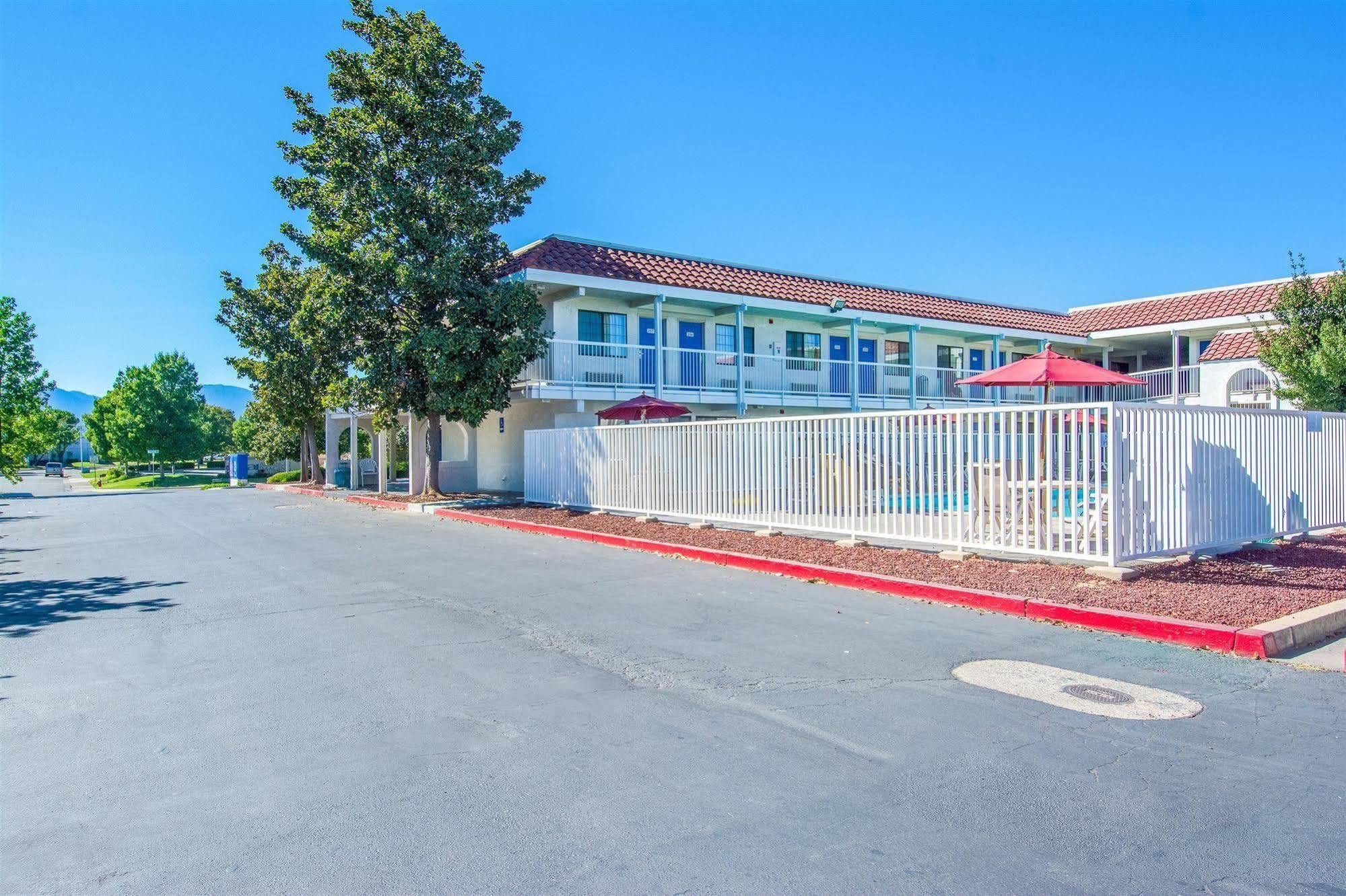Motel 6-Redding, Ca - South Luaran gambar